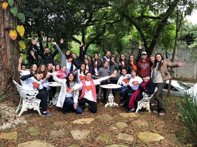 Jovens participantes da Turma do Jiló